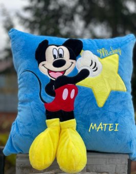 Perna din plus 3D Mickey personalizata cu nume
