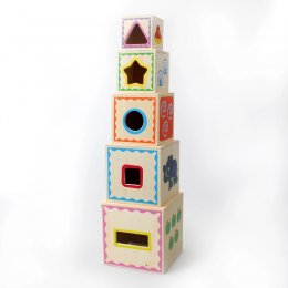 Turn Montessori din lemn 5 cuburi cu forme